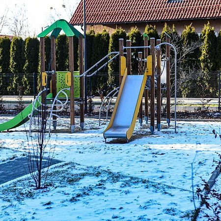 Apartament Villa Park Przy Plazy Z Widokiem Na Jezioro, Taras 50 M2 Ostróda Eksteriør billede