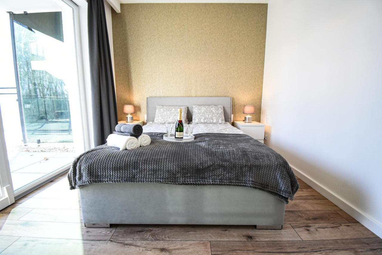 Apartament Villa Park Przy Plazy Z Widokiem Na Jezioro, Taras 50 M2 Ostróda Eksteriør billede