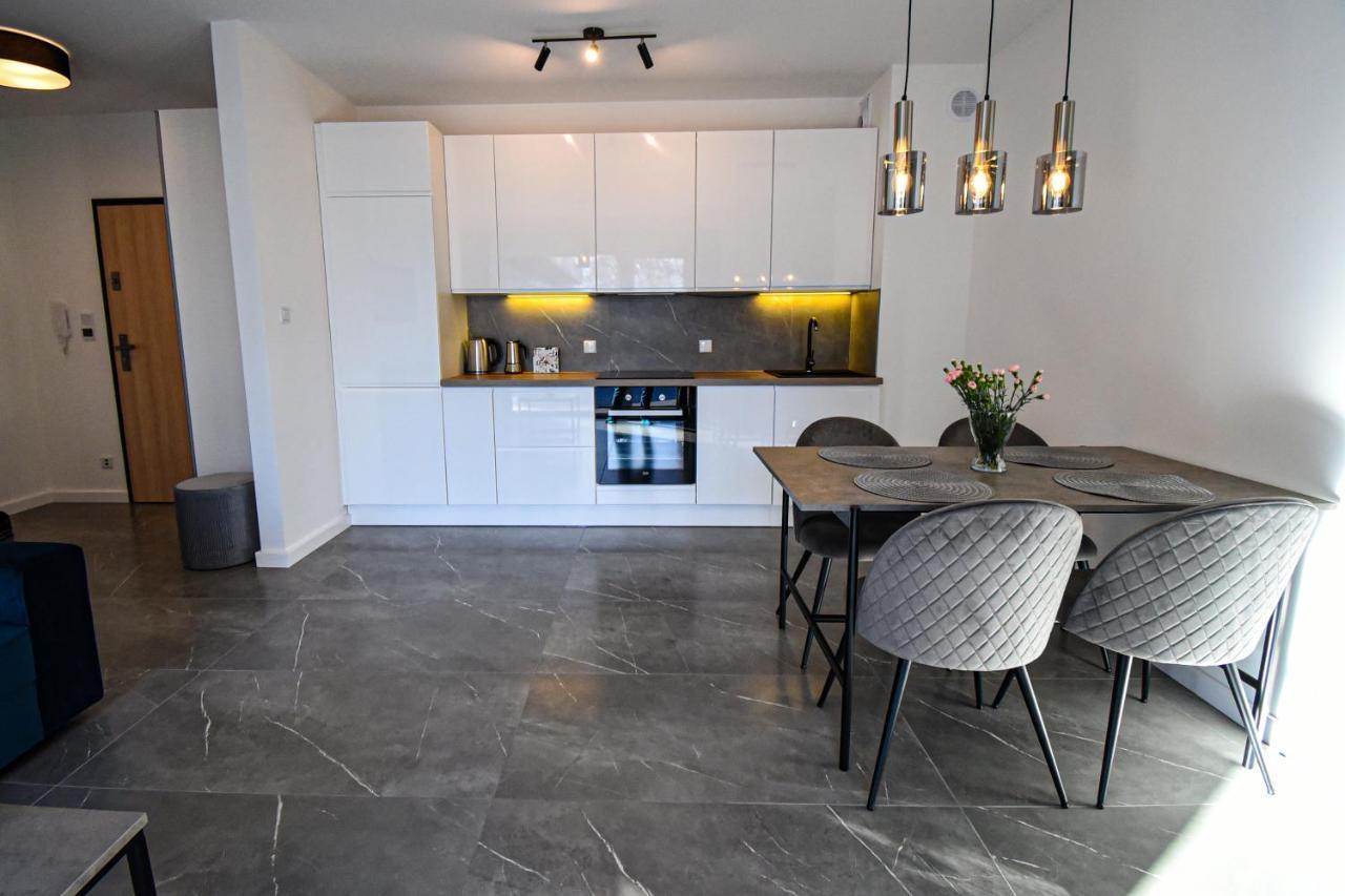 Apartament Villa Park Przy Plazy Z Widokiem Na Jezioro, Taras 50 M2 Ostróda Eksteriør billede
